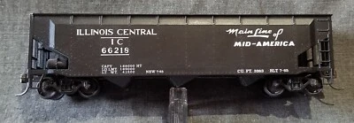 MDC Roundhouse 1612 ILLINOIS CENTRAL 40' 42' IC 66218 Hopper MAIN LINE Logo RTR - Image 1 of 4
