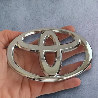 Toyota Grill Emblem Chrome Logo Badge for Corolla Camry Matrix - Image 1 of 4