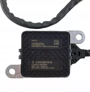 New, Genuine NOx sensor A0009051014 for Mercedes-Benz - Picture 1 of 4