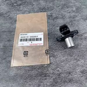 OEM Camshaft Position Sensor For Lexus Pontiac Toyota 1998-2006 90919-05007 US - Picture 1 of 2