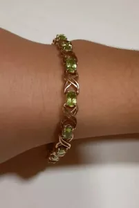 Vintage 10k Yellow Gold Genuine Peridot Bracelet 8.4 Grams 7.5 inches - Picture 1 of 5