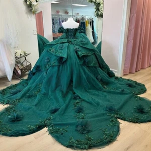 Abito da ballo verde smeraldo quinceanera applique perline con fiocco gonfio - Foto 1 di 8