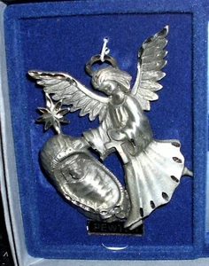 1998 ANGEL CRADLE ORNAMENT SOLID PEWTER IN BOX BY ROMAN INCORPORATED BEAUTIFUL! - Picture 1 of 3