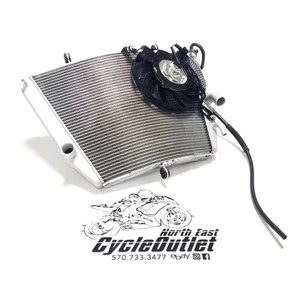 2025 11-25 SUZUKI GSXR600 GSXR750 OEM MOTOR RADIADOR MOTOR REFRIGERACIÓN - Imagen 1 de 17