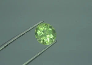 Natural Peridot 1.40 carats From Pakistan Gemstone - Bild 1 von 7