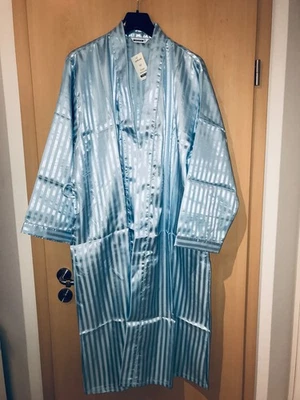 Morgenmantel  Seidenmantel 100% Seide Pura Seta Gr.L  blau himmelsblau  neu OVP - Bild 1 von 3