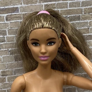 Barbie Nuda Fatta Per Muovere Dm Bionda Occhi di Nocciola Articolata per OOAK B12 - Foto 1 di 8