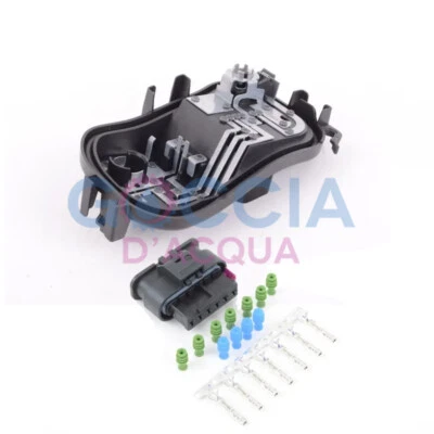 Genuine BMW 4' F32 F82 F33 F8 F36 Tail Light Bulb Socket Holder Plug - Left - Image 1 of 3