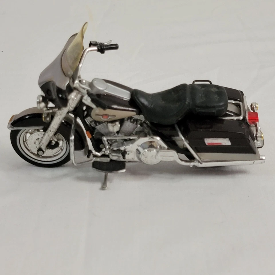 Maisto Harley Davidson 1998 FLHT Electra Glide 95º Aniversário 1:18 Solto - Imagem 1 de 4