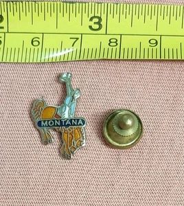 Vintage Montana Cowboy Bucking Bronco Pferd Souvenir Anstecknadel Rodeo Western - Bild 1 von 3