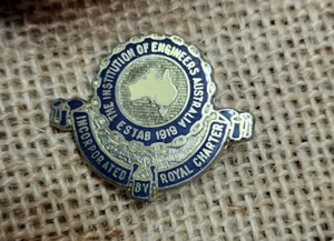 Australian Institute Of Engineers Badge - Picture 1 of 3