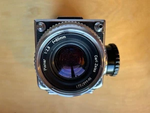 Hasselblad 500c/M Camera Carl Zeiss Planar 1:3.5 F=100mm Mint Condition - Picture 1 of 12