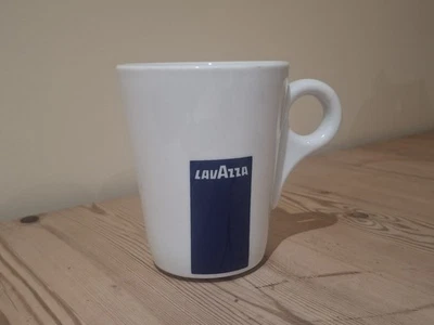 Taza de café Lavazza azul y blanco Foto 1 de 4