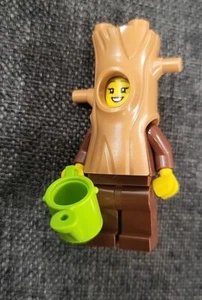 LEGO BAM Tree Trunk Girl Costume Halloween 2023 minifigure Green Watering Can - Picture 1 of 3