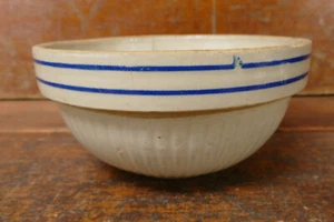 Vintage Red Wing Stoneware Ribbed Mixing 7 1/2" Bowl w/ Double Blue Stripe - Picture 1 of 10