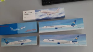 KONVOLUT 5 x Modell Flugzeuge 1:200 / 1:150 Boeing Airbus Th. Cook Condor - Bild 1 von 9