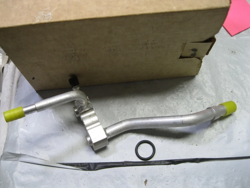 AC Hose/Line Assembly Trumark 12515 (1 oring) Foto 1 de 4