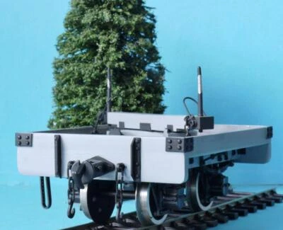 CHAMBERS MODEL ENGINEERING G SCALE NARROW GAUGE KIT BUILT W 7 L TIMBER WAGON - Image 1 of 4