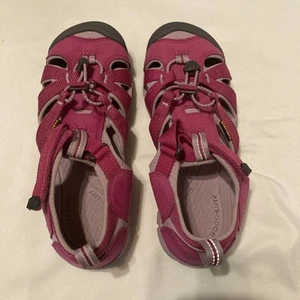 Keen Seacamp Slip On Kids Girls Size 4 Pretty PINK & Gray Water Shoe GREAT Shape - Picture 1 of 16