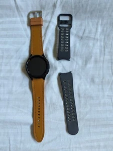 Samsung Galaxy Watch6 Classic SM-R950 43mm Stainless Steel Case with Hybrid Band - Photo 1 sur 9