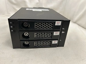 ICY BOX IB-553SSK Backplane 3x 3,5" SATA SAS Hot-Swap Lüfter Metallgehäuse - Bild 1 von 11