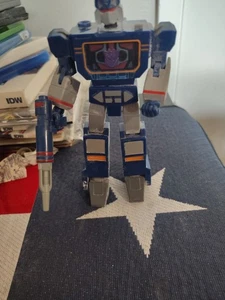 Hasbro Transformers Serie RED Soundwave Walmart Excl 6 pulgadas con Cassette - Imagen 1 de 1