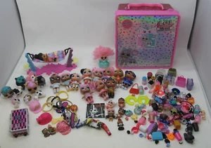 ENORME Lotto Accessori Mini LOL Surprise Bambole Animali Neonati con Custodia - Foto 1 di 22