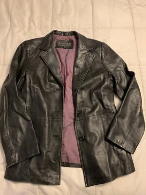 Abrigo chaqueta de motocicleta Giacca para mujer de cuero negro mediano Foto 1 de 4