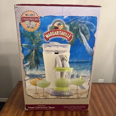 Licuadora de hielo para afeitar MargaritaVille Frozen Concoction Maker DM0555 con 2 jarras Foto 1 de 4