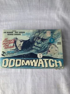 Doomwatch Big Box Rental VHS Sideways Cover Display Horrorfilm Selten Sammlerstück - Bild 1 von 12