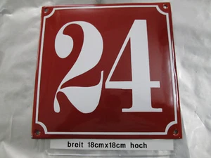 Numero civico smaltato n.24 numero bianco sfondo rosso 18 cm x 18 cm anno 2020 - Foto 1 di 12
