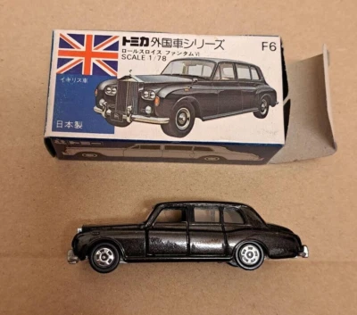 Rolls-Royce Phantom serie coche extranjero Tomica F6 con caja azul de Japón Foto 1 de 4