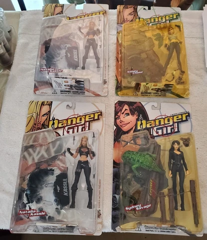 McFarlane Toys Danger Girl Campbell Action Figure Set 4 of New 1999 Abbey Chase Cover