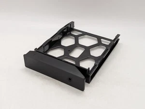 Disk tray ONLY Synology DiskStation DS723+ enclosure Type D9 3.5"/2.5" lock READ - Afbeelding 1 van 14