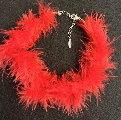 Collar gargantilla plumas rojas Dolls Kill 13-16 pulgadas Foto 1 de 2
