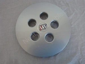 NOS OEM Buick Park Avenue Center Cap for 15" Wheel 1991 - 1992 Silver  - Picture 1 of 4