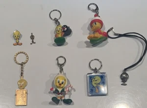 Lote de 8 Llavero Piolín Disney Años 90 Warner Bros Collar Prendedor Colgante - Imagen 1 de 9