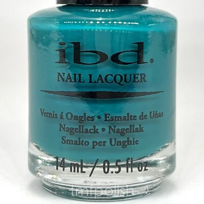 Nuevo esmalte de uñas para EII - Metro Pose - tamaño completo Foto 1 de 3