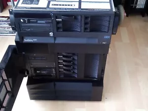 IBM Netfinity 5500 M20 8662-4RY & 6000R 8682 - PIII XEON SERVER BUNDLE SALE - Picture 1 of 2