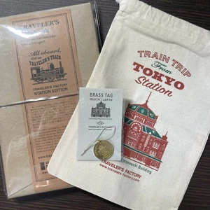 Cuaderno Travelers Factory Tokyo Edición Limitada y Bolsa de Algodón y Etiqueta de Latón - Imagen 1 de 13