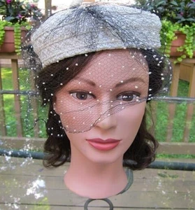 VTG 1950's Off White Straw Weave Pillbox Hat w/Matching hatpin and Black Netting - Picture 1 of 8