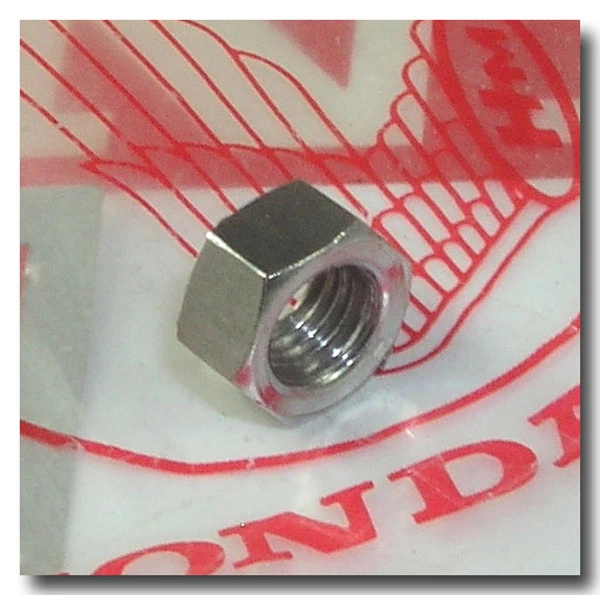 TUERCA AJUSTADORA CADENA HONDA CR125R CR250R SL350 CM400 CB400F CB450 CL450 CB550F 7mm Foto 1 de 1