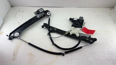 2014–2015 Chevrolet Camaro Front Right Window Regulator Motor OEM 22877930 - Image 1 of 4