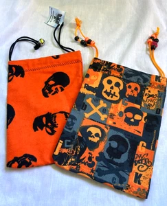 Handgefertigte Halloween orange schwarz Totenkopf Kopf gekreuzte Knochen Kordelzug Geschenktüte Set 2 - Bild 1 von 11