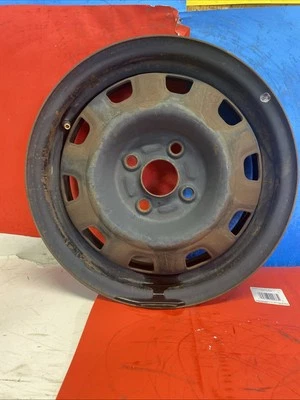 "Rueda de acero de 14"" 1995 1996 1997 1998 1999 2000 2001 Kia Sephia OEM" Foto 1 de 4