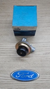 FORD HAND PRIMER PUMP 844F-9A 384-AA NEW OLD STOCK IN THE BOX - Picture 1 of 3