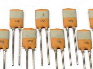 10 Stück HF-Kondensatoren Keramik radial bedrahtet 560pF 100V orange (M2153) - Picture 1 of 6