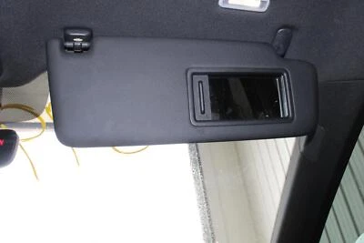 Parasol derecho usado se adapta a: Audi SQ5 2019 grado derecho A Foto 1 de 4