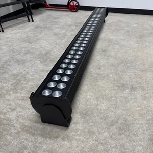 Elation Professional SEVEN Batten 72 6' Long Batten Wash Luminaire Stage Light - Picture 1 of 10