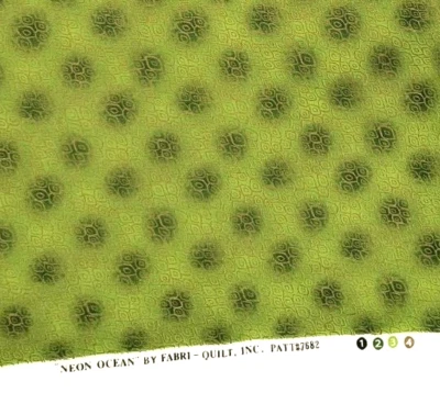 Nuevo 13" x 42" Algodón Neón Océano Fabri-Edredón Patrón # 7682 Verde/Dorado Foto 1 de 4